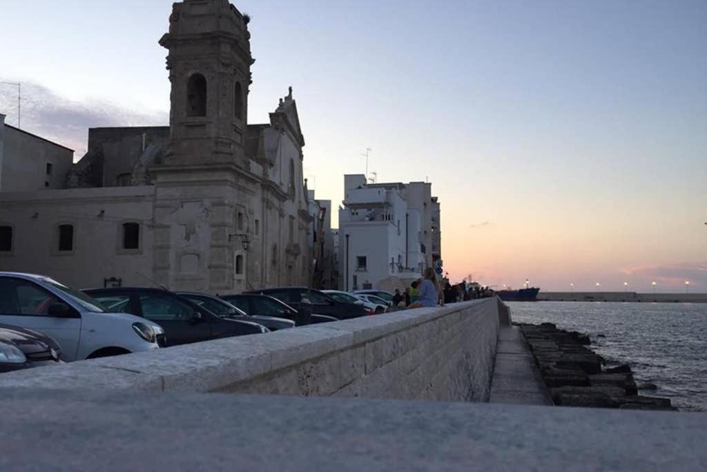 Historic Apartment In Centre Of City 100M To Sea Monopoli Exterior photo