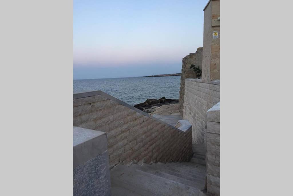 Historic Apartment In Centre Of City 100M To Sea Monopoli Exterior photo