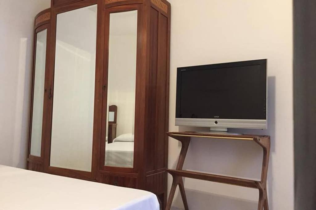 Historic Apartment In Centre Of City 100M To Sea Monopoli Exterior photo
